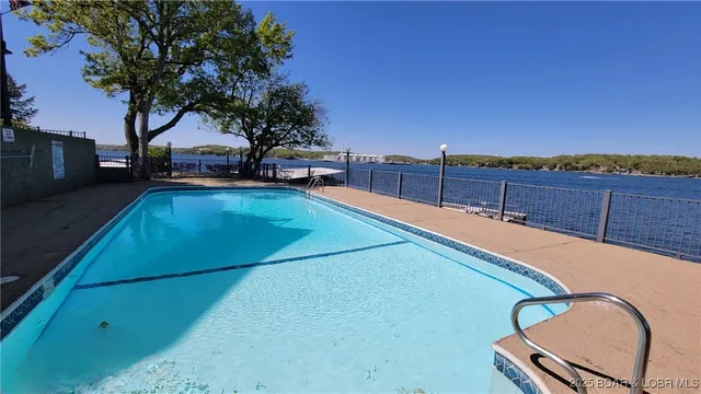 $210,900 | 147 Woodcrest Drive, Unit 3B, Lake Ozark, MO 65049