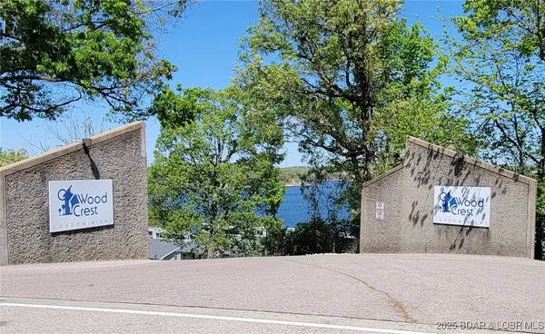 $210,900 | 147 Woodcrest Drive, Unit 3B, Lake Ozark, MO 65049