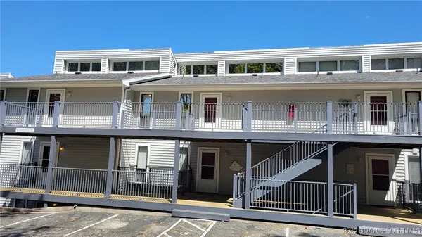 $210,900 | 147 Woodcrest Drive, Unit 3B, Lake Ozark, MO 65049