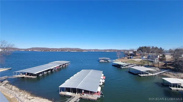 $210,900 | 147 Woodcrest Drive, Unit 3B, Lake Ozark, MO 65049