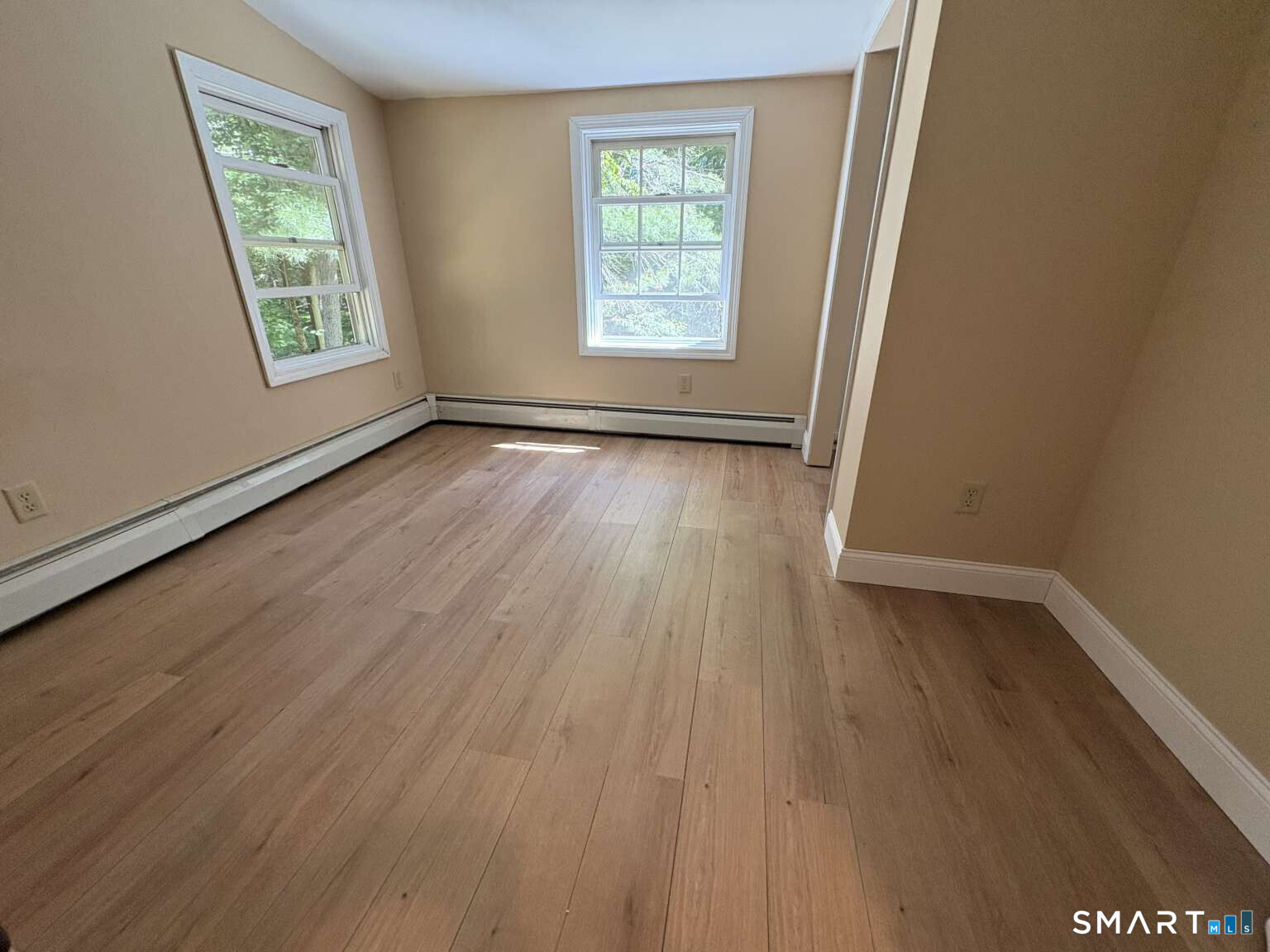 44 Climax Road Simsbury, CT 06070 - Photo 27 of 40