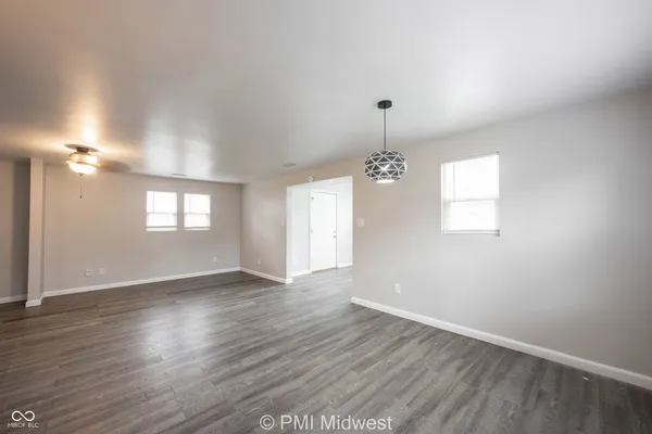 $1,449 | 955 North Traub Avenue, Indianapolis, IN 46222