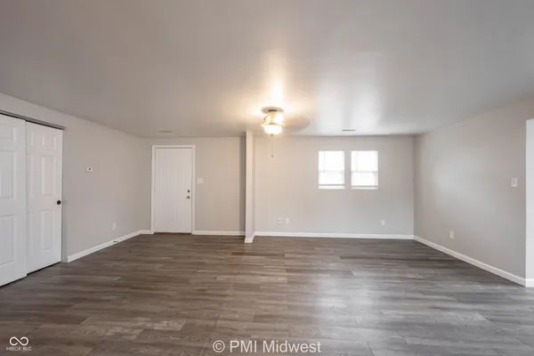 $1,449 | 955 North Traub Avenue, Indianapolis, IN 46222