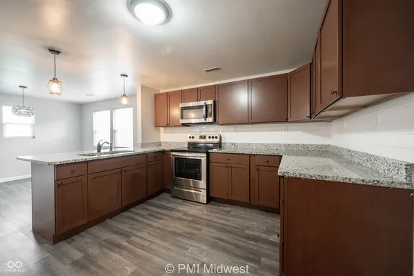 $1,449 | 955 North Traub Avenue, Indianapolis, IN 46222