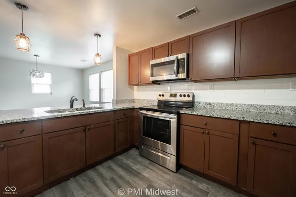 $1,449 | 955 North Traub Avenue, Indianapolis, IN 46222