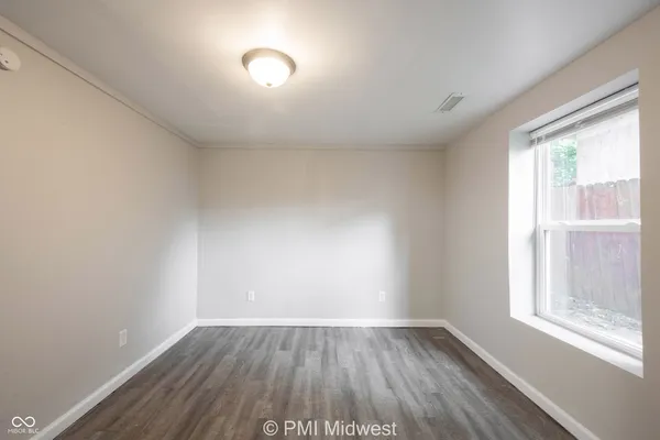 $1,449 | 955 North Traub Avenue, Indianapolis, IN 46222