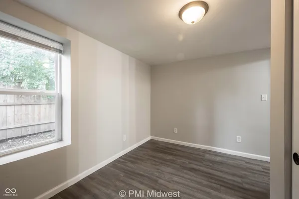 $1,449 | 955 North Traub Avenue, Indianapolis, IN 46222