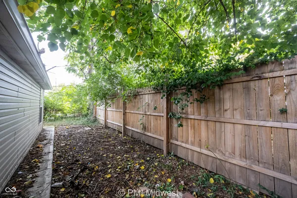 $1,449 | 955 North Traub Avenue, Indianapolis, IN 46222