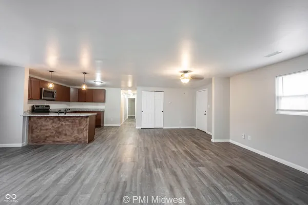 $1,449 | 955 North Traub Avenue, Indianapolis, IN 46222