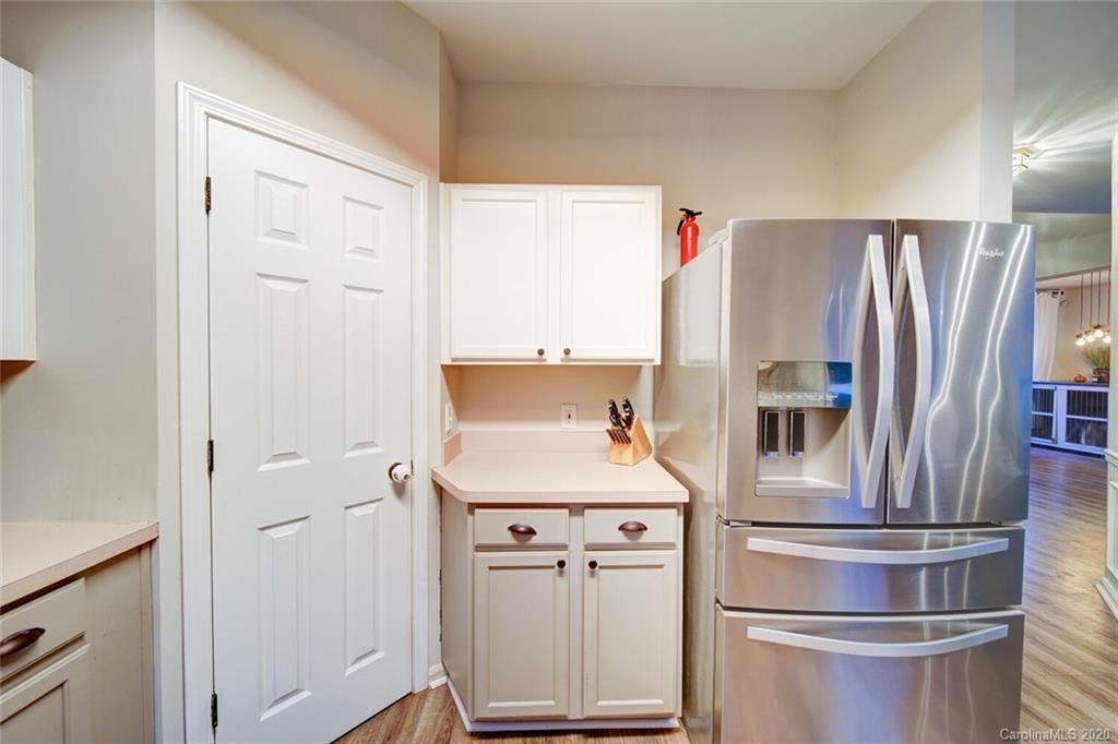 831 Clearbrook Road Matthews, NC 28105 - Photo 18 of 23 Gallery Image 18