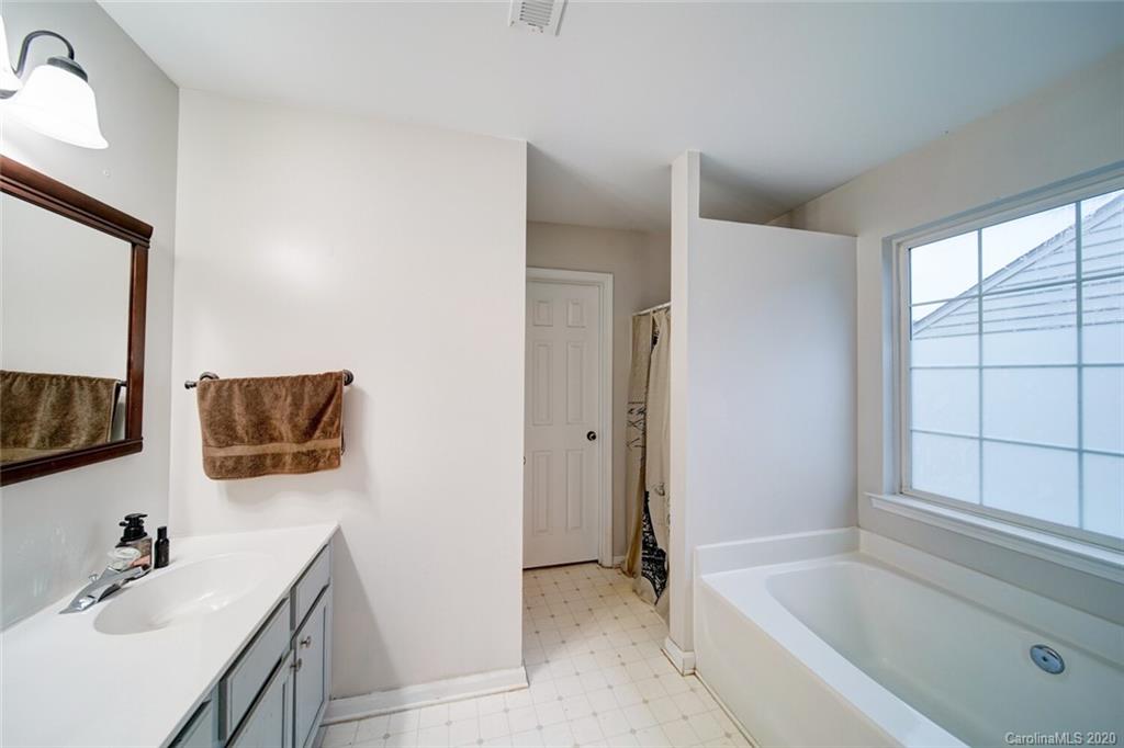 831 Clearbrook Road Matthews, NC 28105 - Photo 21 of 23 Gallery Image 21