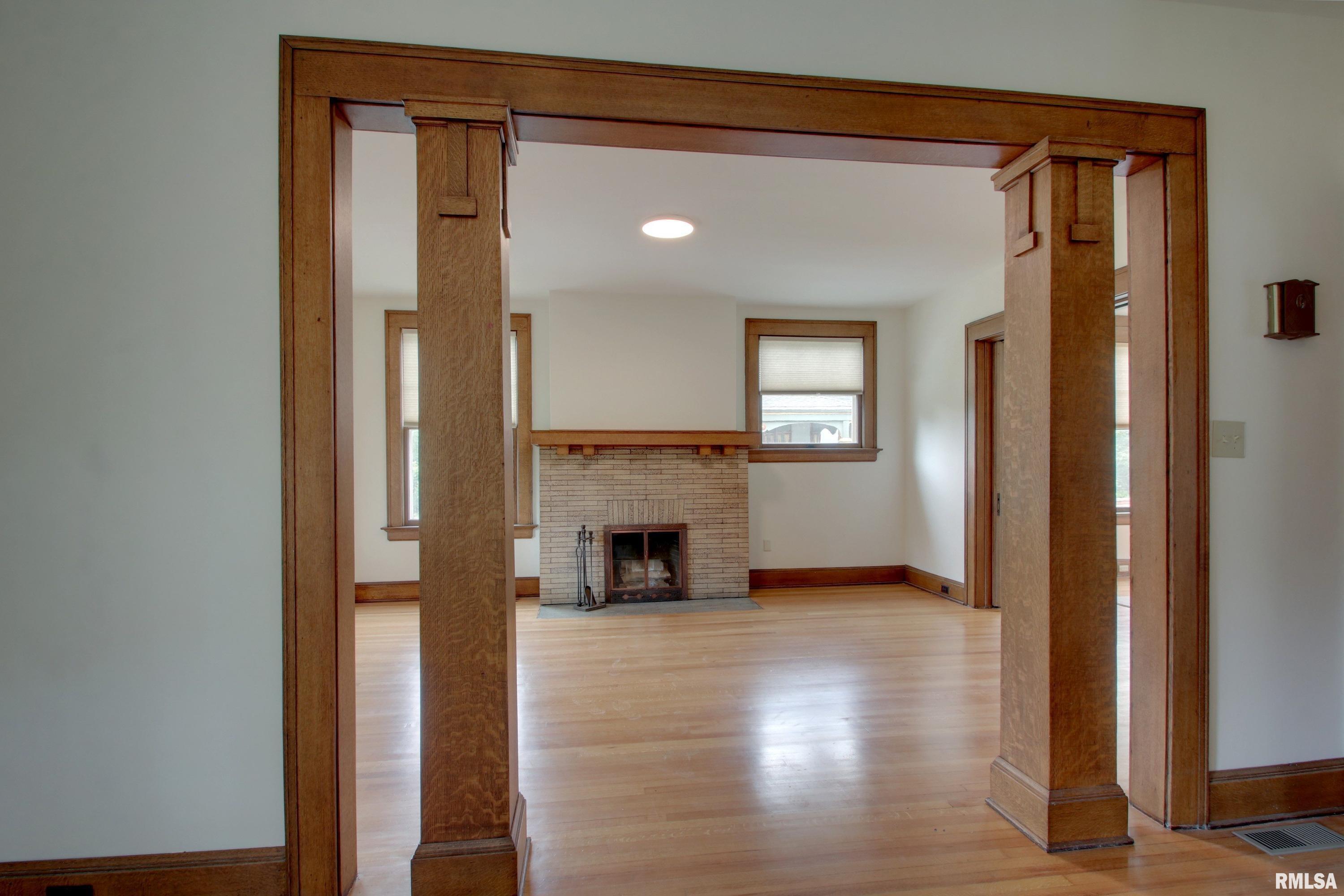 215 South 16th Street Quincy, IL 62301 - Photo 5 of 20