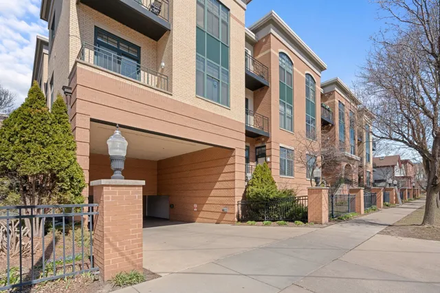 $335,000 | 530 West Doty Street, Unit 107, Madison, WI 53703