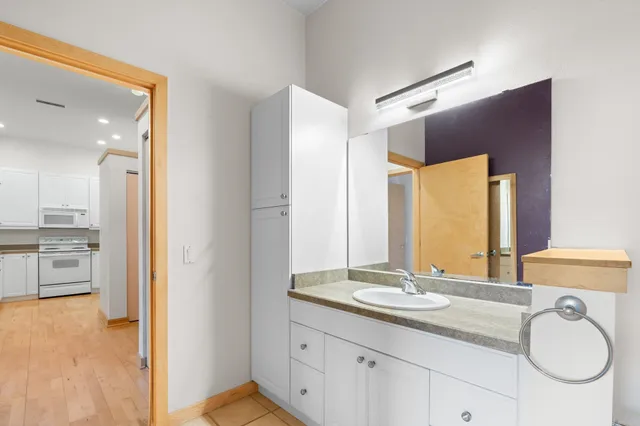 $335,000 | 530 West Doty Street, Unit 107, Madison, WI 53703