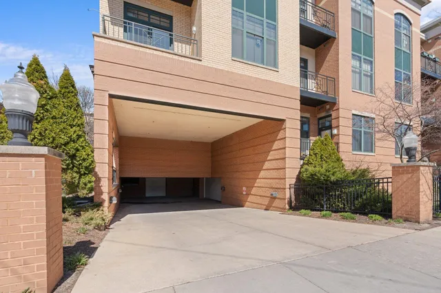 $335,000 | 530 West Doty Street, Unit 107, Madison, WI 53703