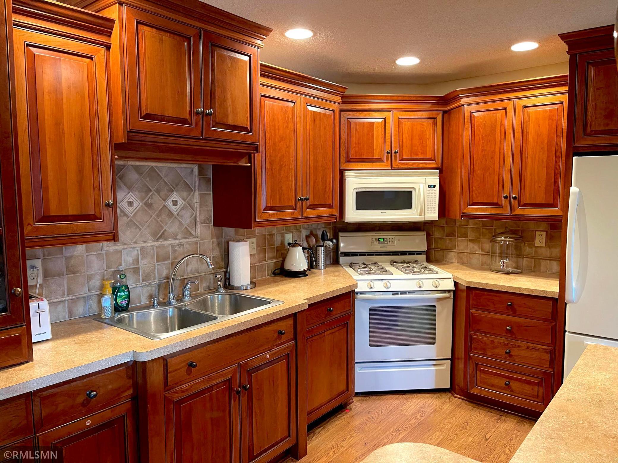 4006 Foss Road, Unit 201 St. Anthony, MN 55421 - Photo 1 of 1