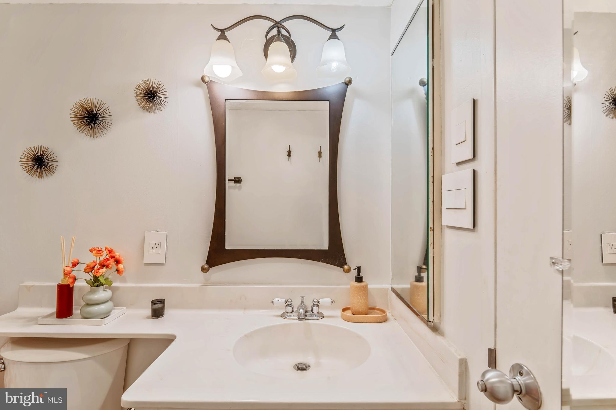 1808 Old Meadow Road, Unit 612 McLean, VA 22102 - Photo 12 of 23