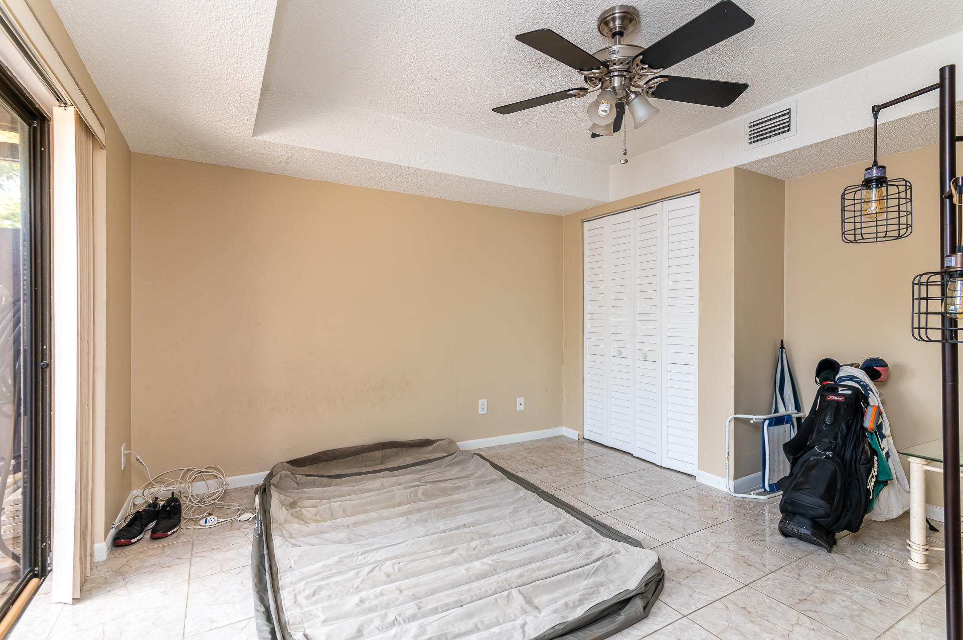 8211 Boca Rio Drive Boca Raton, FL 33433 - Photo 7 of 21 photo-5