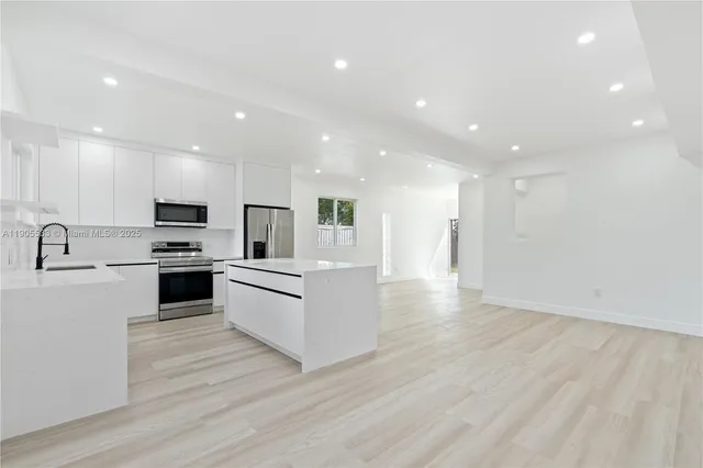 $529,999 | 5701 Southwest 41st Street, West Park, FL 33023