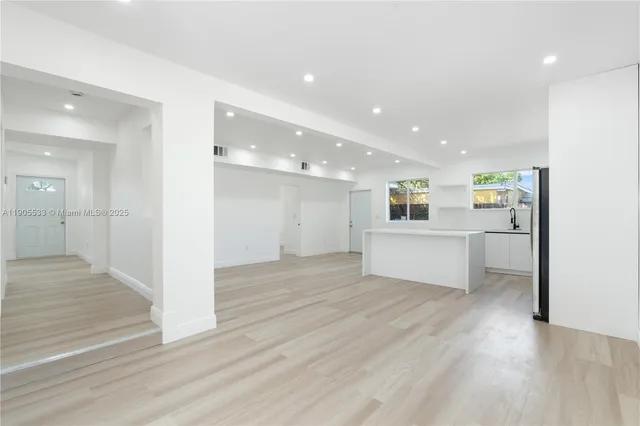 $529,999 | 5701 Southwest 41st Street, West Park, FL 33023