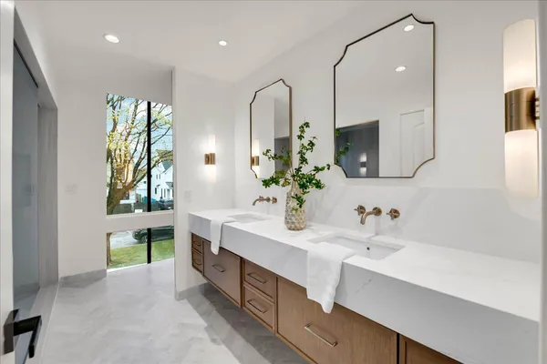 $2,050,000 | 1323 Washington Boulevard, Birmingham, MI 48009