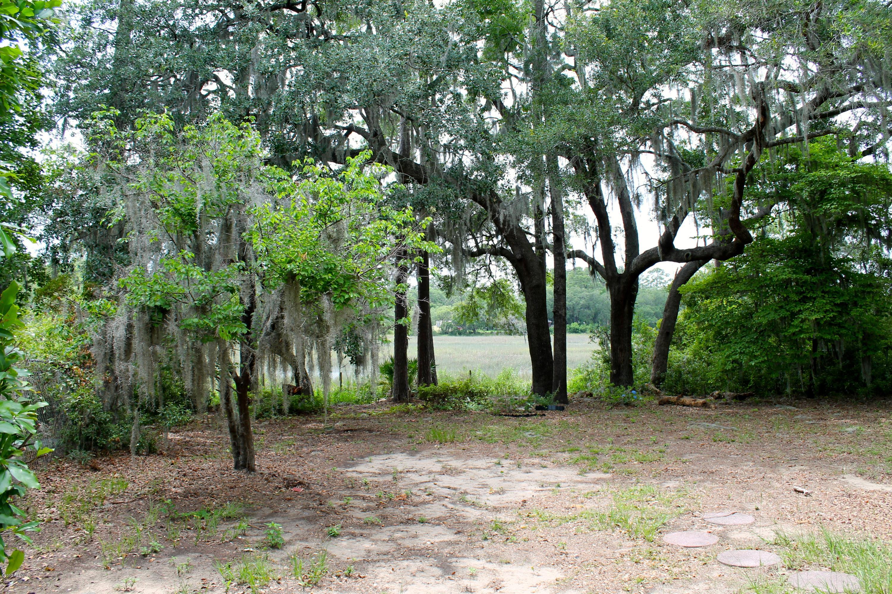 1508 Sycamore Street Beaufort, SC 29902 - Photo 15 of 18 IMG_4861