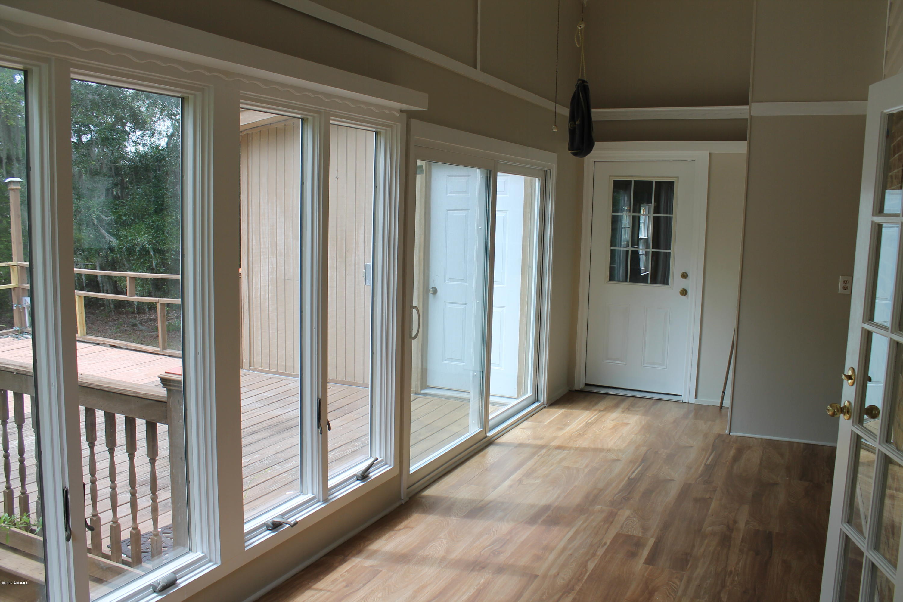 1508 Sycamore Street Beaufort, SC 29902 - Photo 9 of 18 IMG_4873