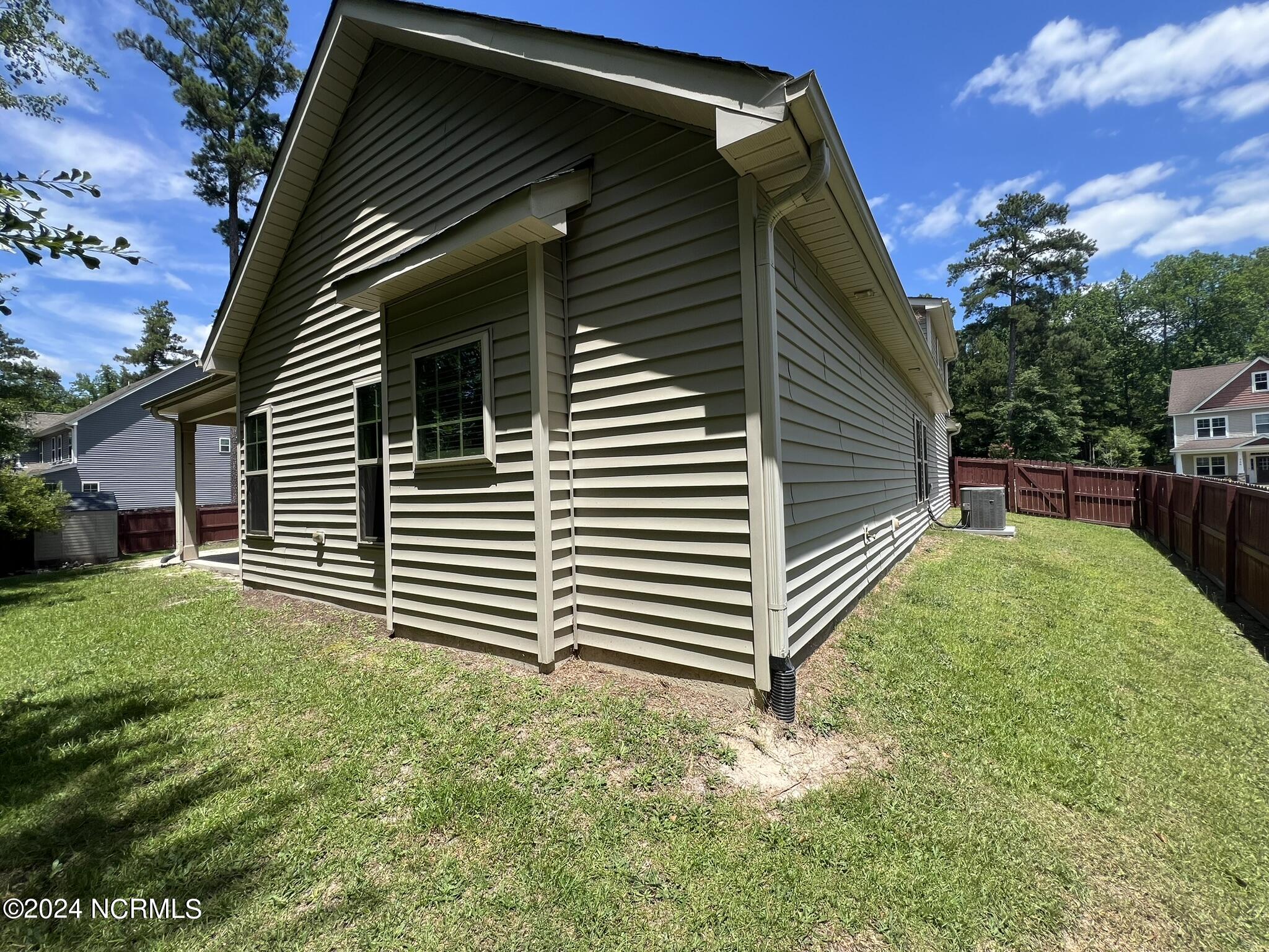 756 Sun Road Aberdeen, NC 28315 - Photo 23 of 25 IMG_3870