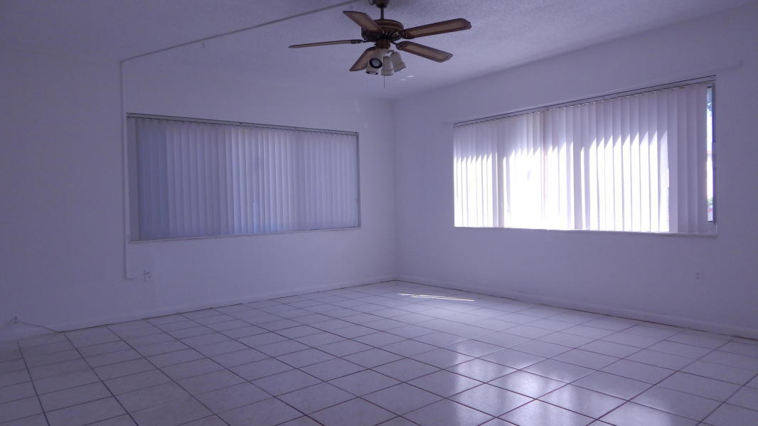 265 Southwest 7th Street, Unit 1 Boca Raton, FL 33432 - Photo 9 of 14 Large Living Room