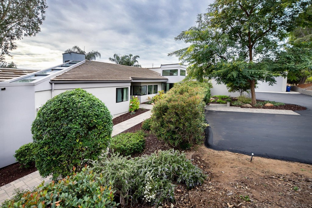 3095 Colley Lane Escondido, CA 92025 - Photo 34 of 51 front view of house with a yard
