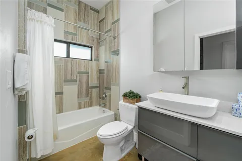 $870,000 | 3311 Pennsylvania Avenue, Unit A, Austin, TX 78721