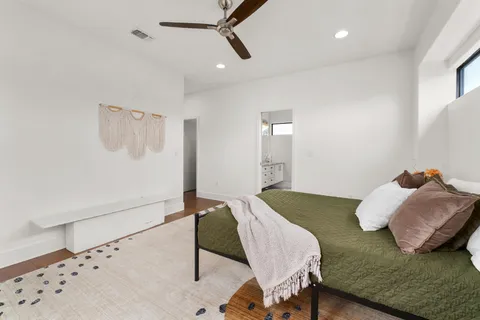 $870,000 | 3311 Pennsylvania Avenue, Unit A, Austin, TX 78721