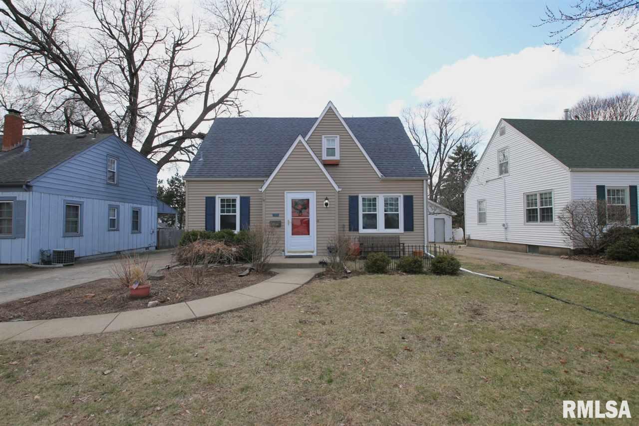 726 West Ridge Road Peoria, IL 61614 - Photo 4 of 35 Gallery Image 4