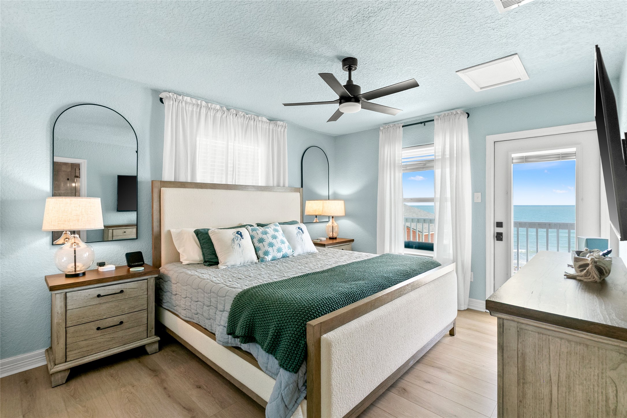 1213 Sargasso Circle Surfside Beach, TX 77541 - Photo 20 of 40 a bedroom with a bed and a dresser