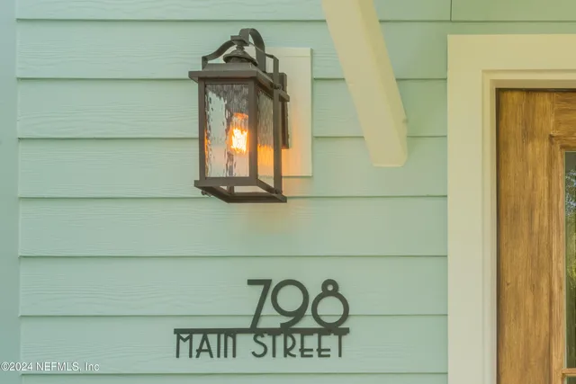 $2,500 | 798 Main Street, Atlantic Beach, FL 32233