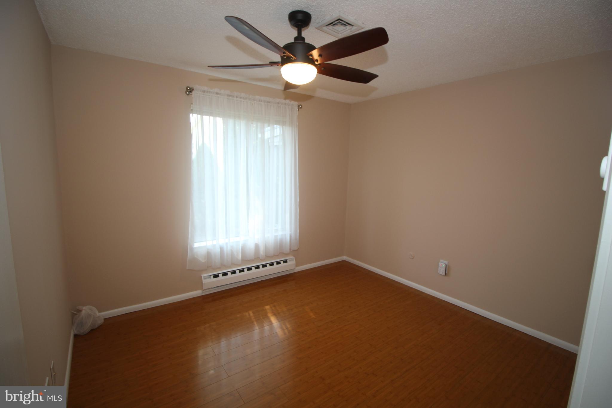 236 Vernon Road Monroe Township, NJ 08831 - Photo 11 of 26 Gallery Image 11