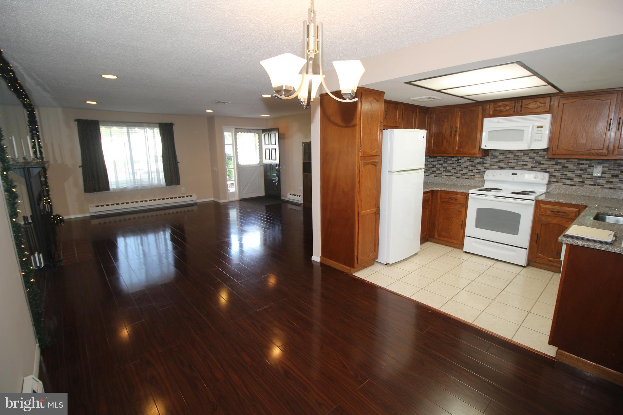 236 Vernon Road Monroe Township, NJ 08831 - Photo 9 of 26 Gallery Image 9