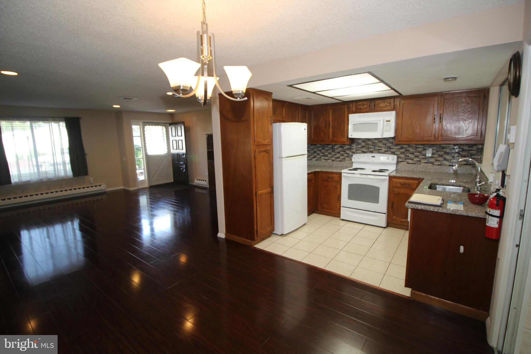 236 Vernon Road Monroe Township, NJ 08831 - Photo 10 of 26 Gallery Image 10