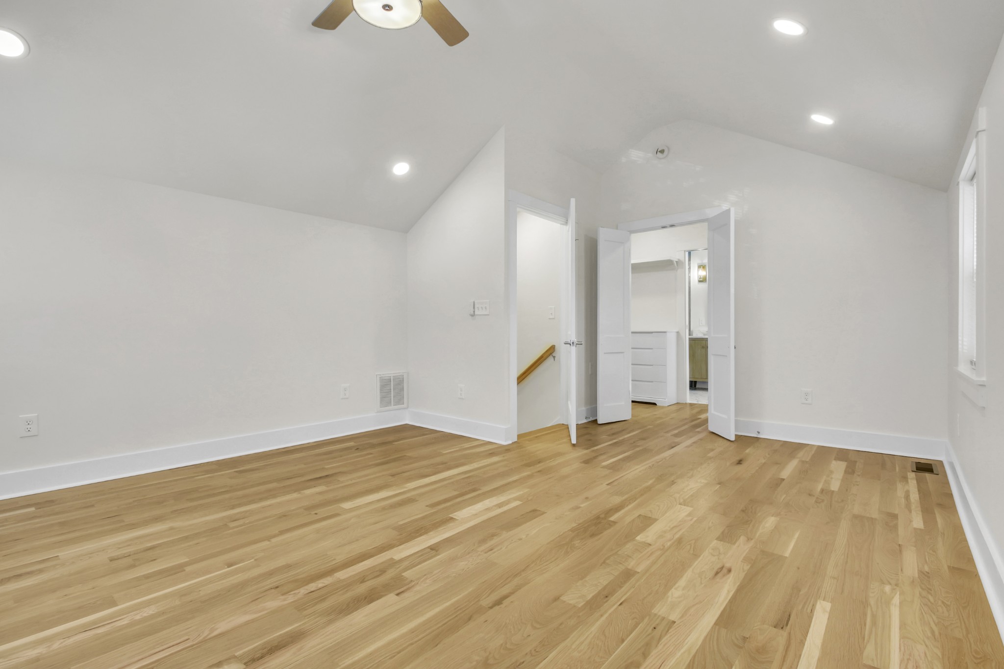 1121 Goldilocks Street Madison, TN 37115 - Photo 21 of 31 a view of an empty room with wooden floor