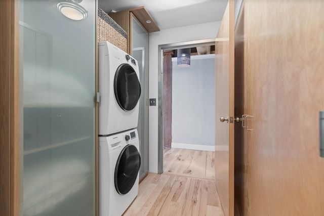 $880,000 | 21 Wormwood Street, Unit 421, Boston, MA 02210