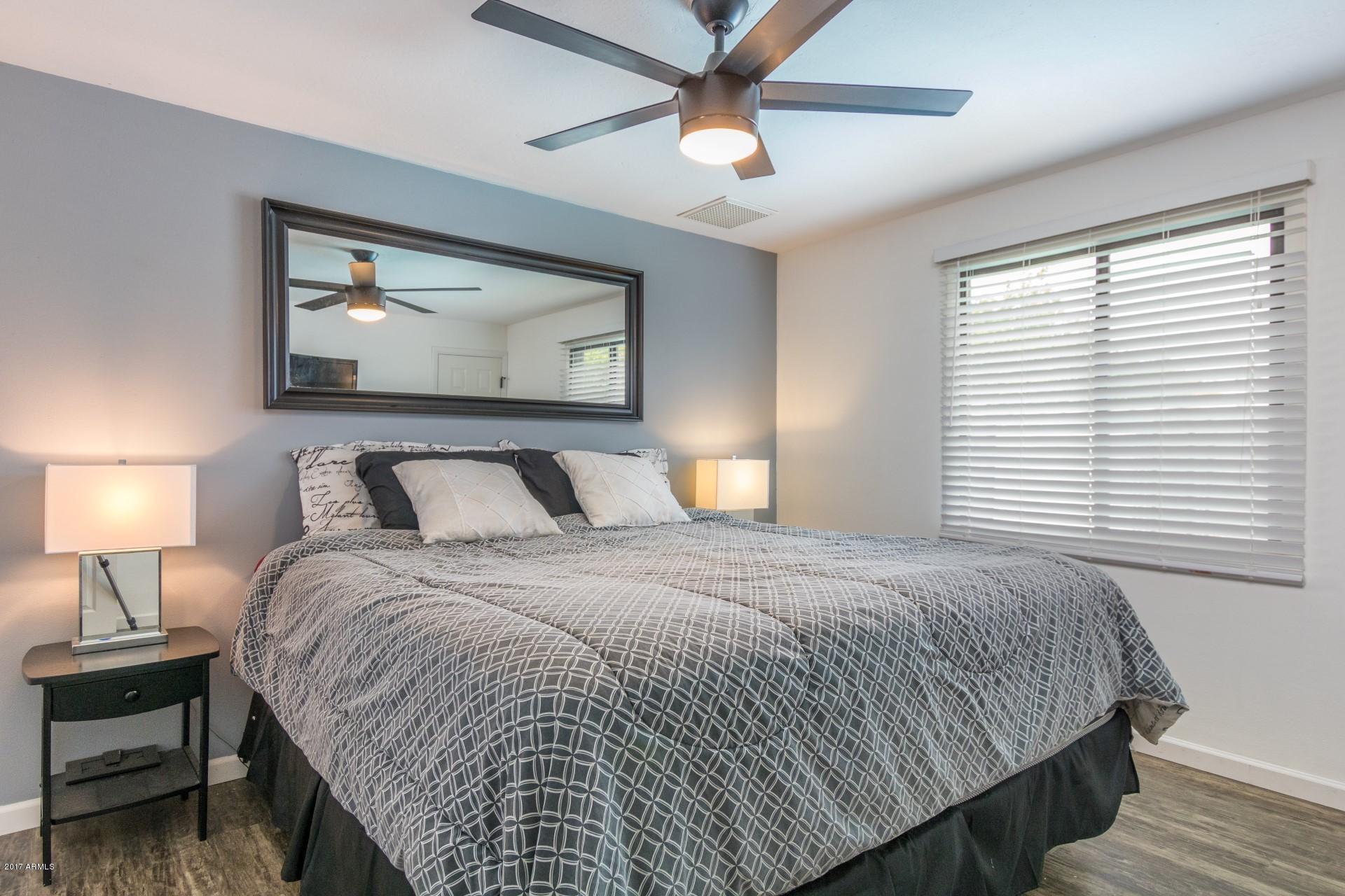 3756 East Pershing Avenue Phoenix, AZ 85032 - Photo 10 of 22 Br