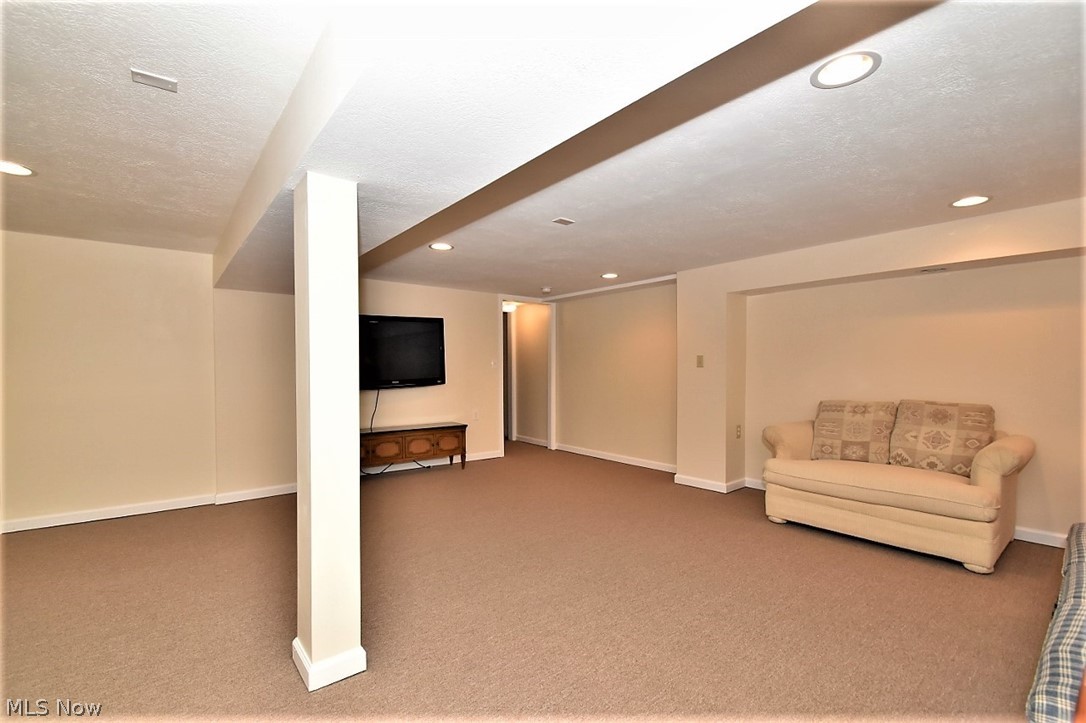 6005 Liberty Road Solon, OH 44139 - Photo 19 of 25