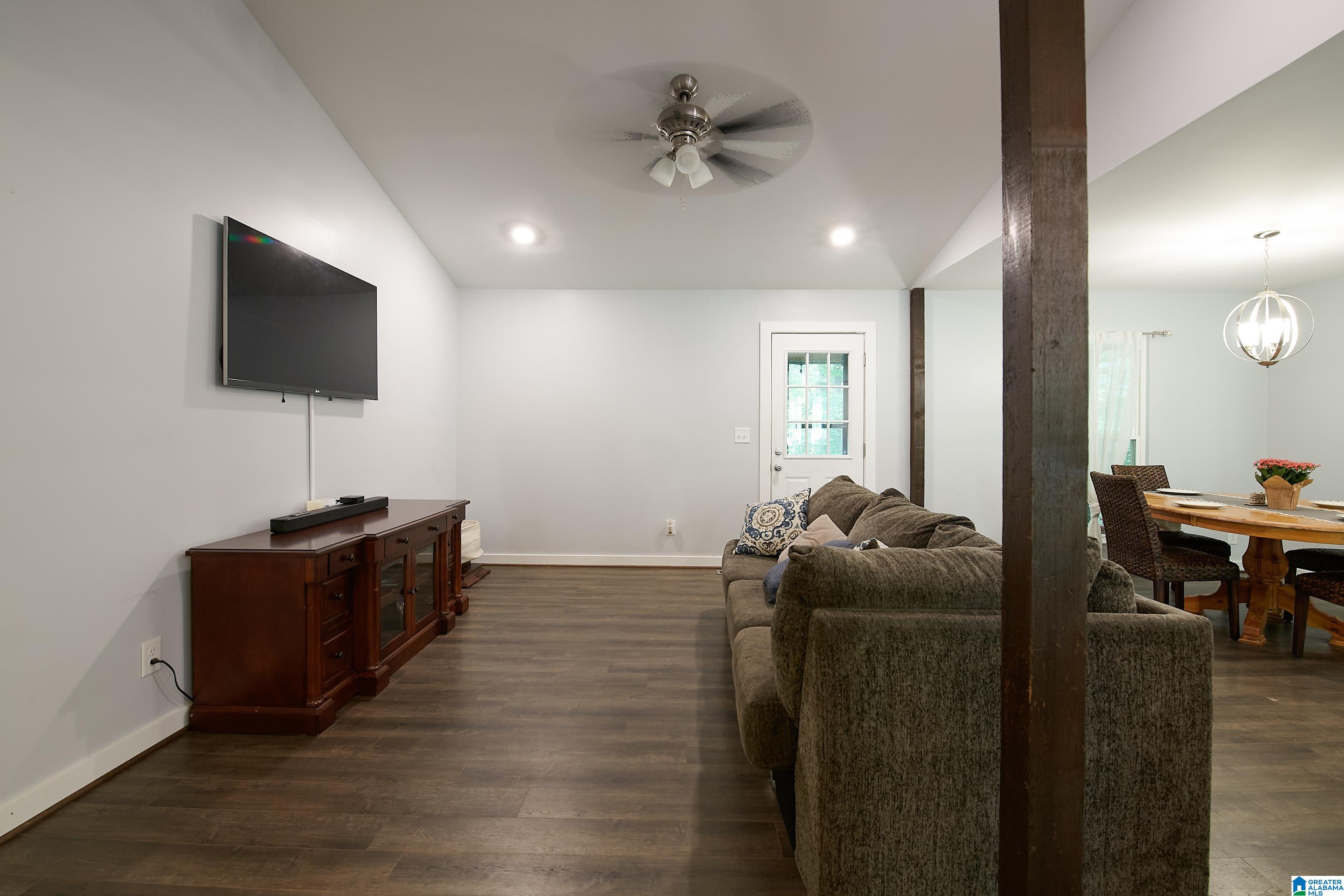 5645 Hampton Road Birmingham, AL 35210 - Photo 10 of 46