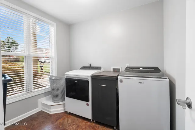 $345,000 | 114 Ethelyn Smith Drive, Senatobia, MS 38668