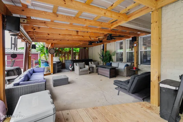 $345,000 | 114 Ethelyn Smith Drive, Senatobia, MS 38668