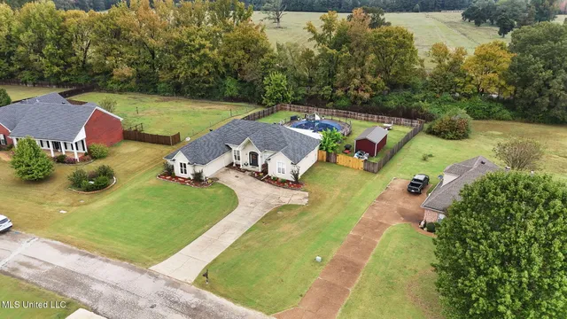 $345,000 | 114 Ethelyn Smith Drive, Senatobia, MS 38668