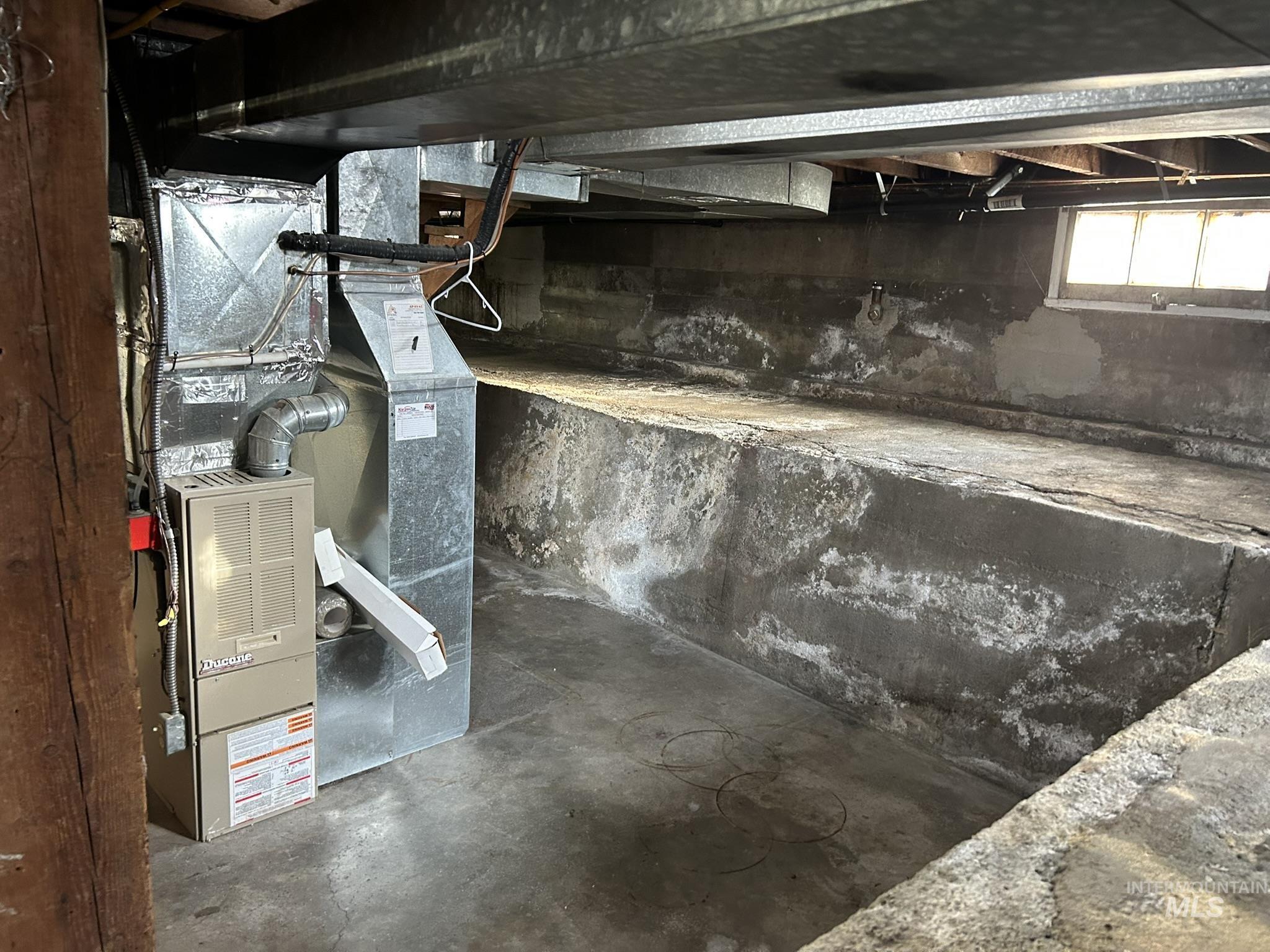 3837 16th Street Lewiston, ID 83501 - Photo 26 of 45 Below grade area with heating unit