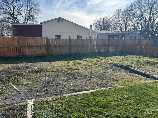 $379,500 | 3837 16th Street, Lewiston, ID 83501