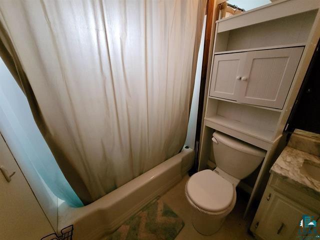 119 Michigan Avenue East Gilbert, MN 55741 - Photo 12 of 22 Main Floor Full Bath