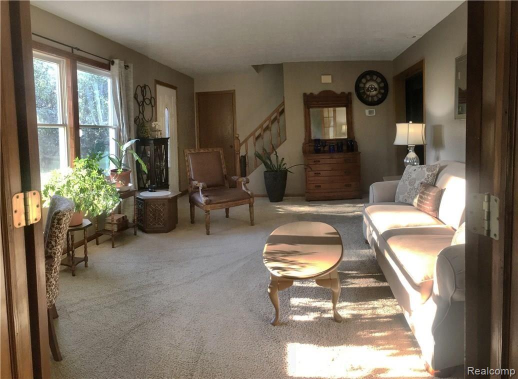7932 Hemingway Road Howell, MI 48855 - Photo 10 of 34 IMG_3589.JPG